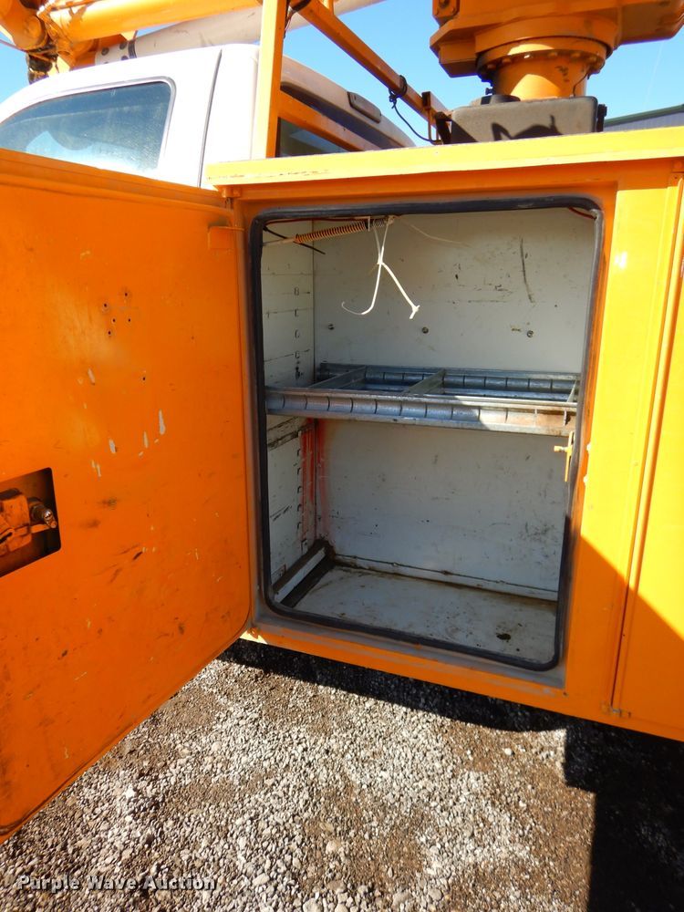 image for item DH4348 2013 Ford F550 Super Duty bucket truck