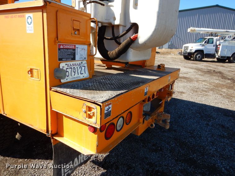 image for item DH4348 2013 Ford F550 Super Duty bucket truck