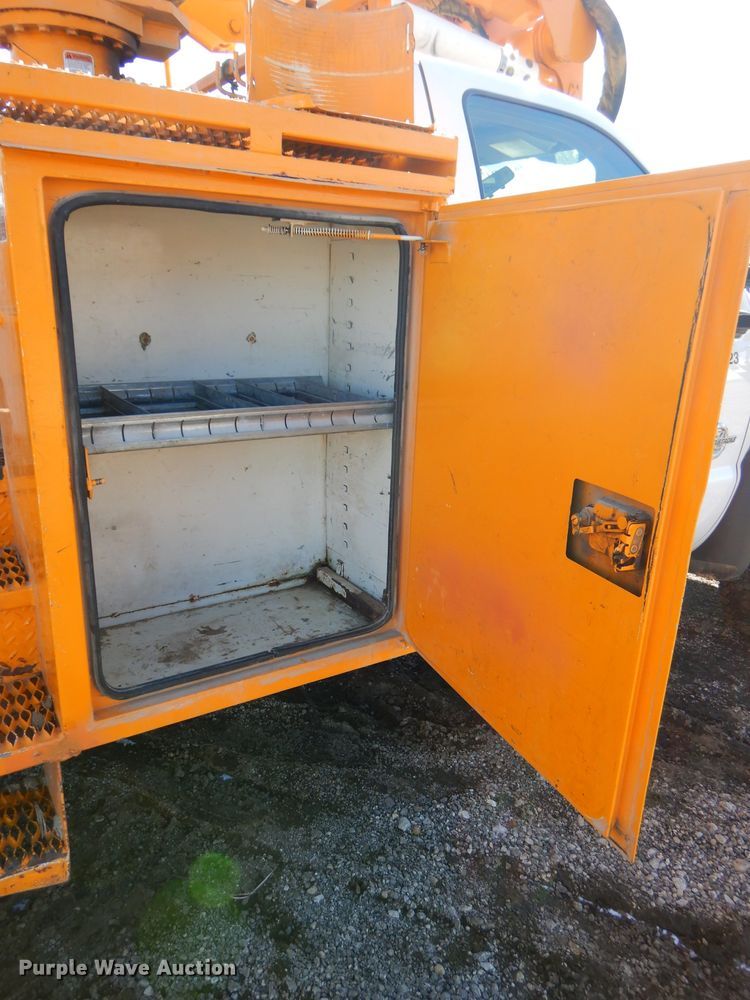 image for item DH4348 2013 Ford F550 Super Duty bucket truck