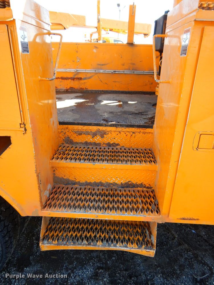 image for item DH4348 2013 Ford F550 Super Duty bucket truck