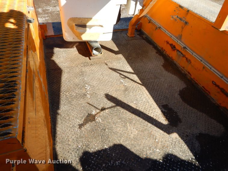 image for item DH4348 2013 Ford F550 Super Duty bucket truck