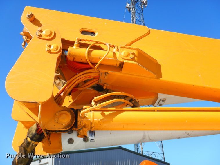 image for item DH4348 2013 Ford F550 Super Duty bucket truck