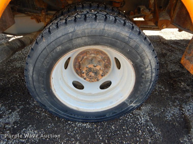 image for item DH4348 2013 Ford F550 Super Duty bucket truck