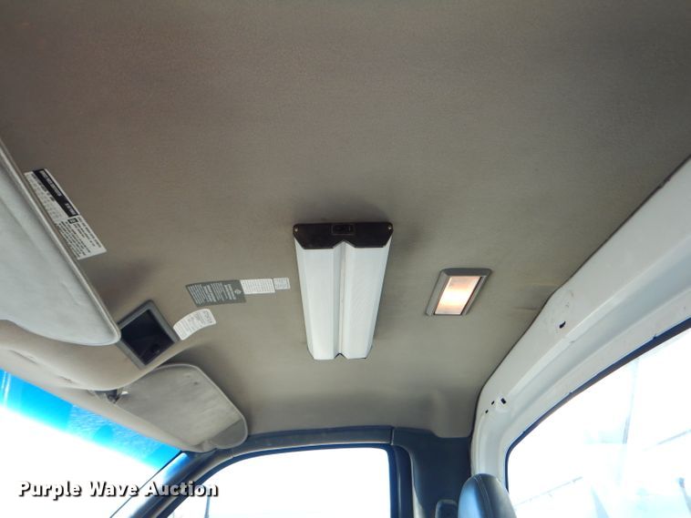 image for item DH4349 2006 Chevrolet C7500 bucket truck