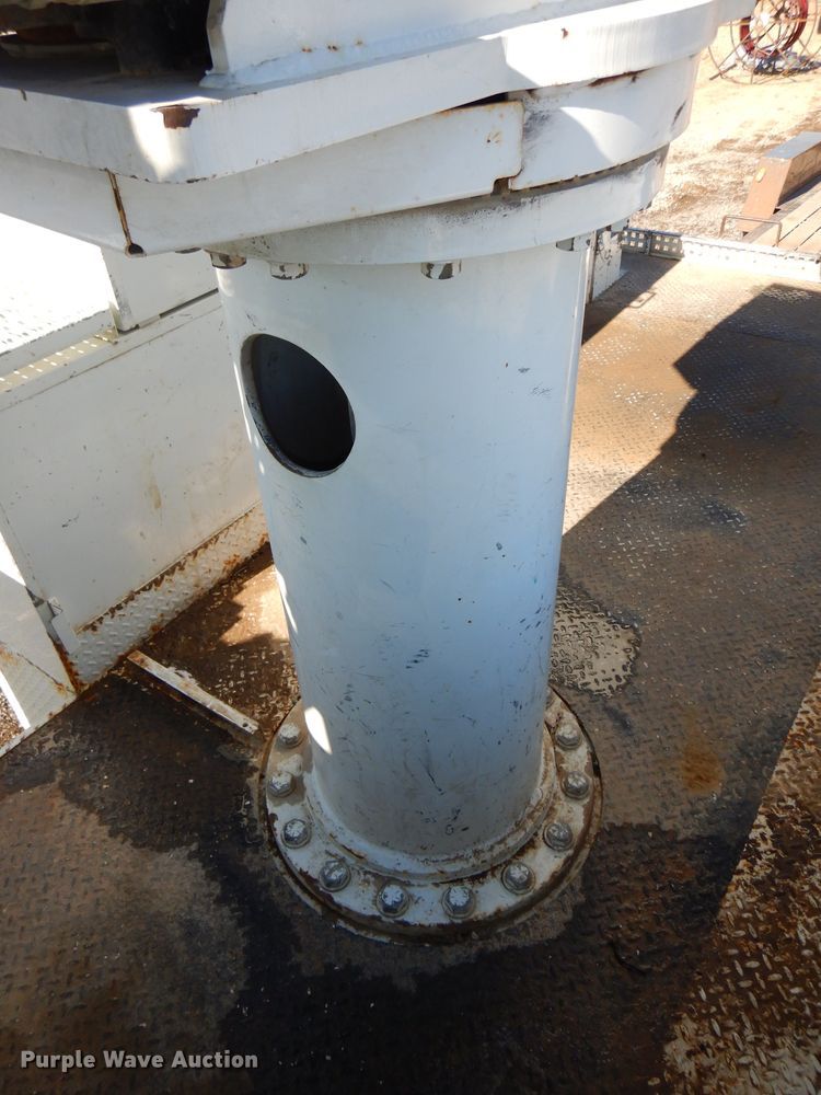 image for item DH4349 2006 Chevrolet C7500 bucket truck