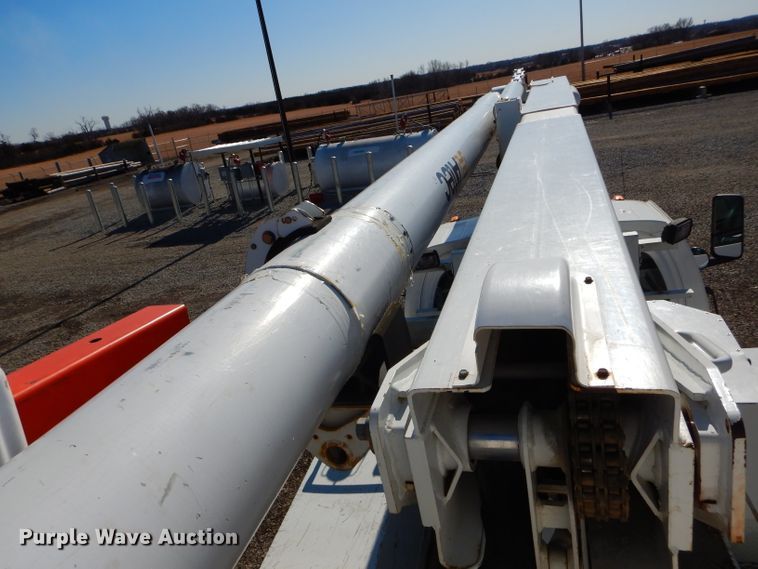 image for item DH4349 2006 Chevrolet C7500 bucket truck