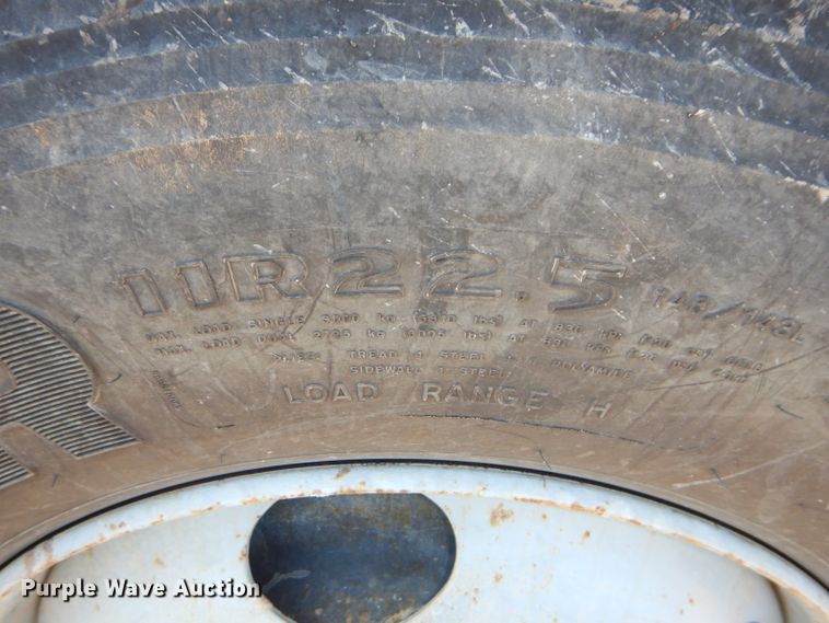 image for item DH4349 2006 Chevrolet C7500 bucket truck