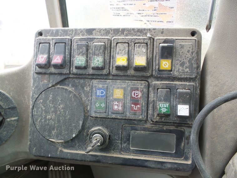 image for item DH4768 1998 Fiat-Allis FR160.2 wheel loader