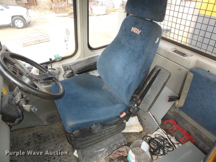 image for item DH7838 2002 Moxy MT31 articulated haul truck