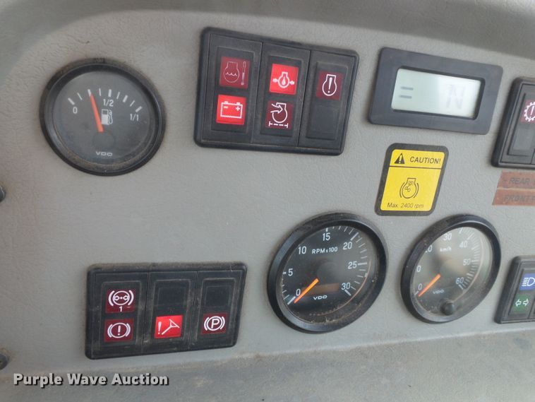 image for item DH7838 2002 Moxy MT31 articulated haul truck