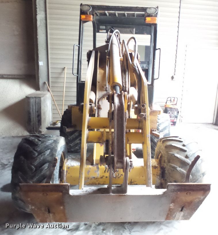 image for item DH7851 Willmar Wrangler 4550 wheel loader