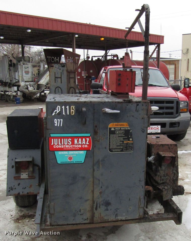 image for item DH8394 1999 Cimline 105DMA crack sealer