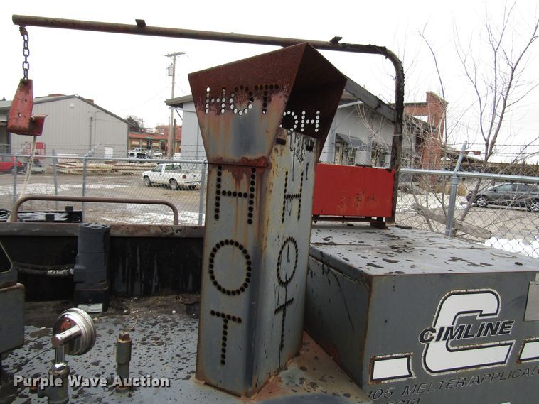 image for item DH8394 1999 Cimline 105DMA crack sealer