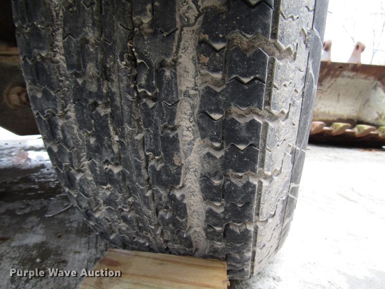 image for item DH8394 1999 Cimline 105DMA crack sealer