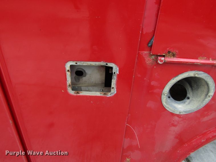 image for item DH8396 Reading U132ABDW-Y utility bed