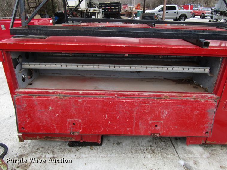 image for item DH8396 Reading U132ABDW-Y utility bed