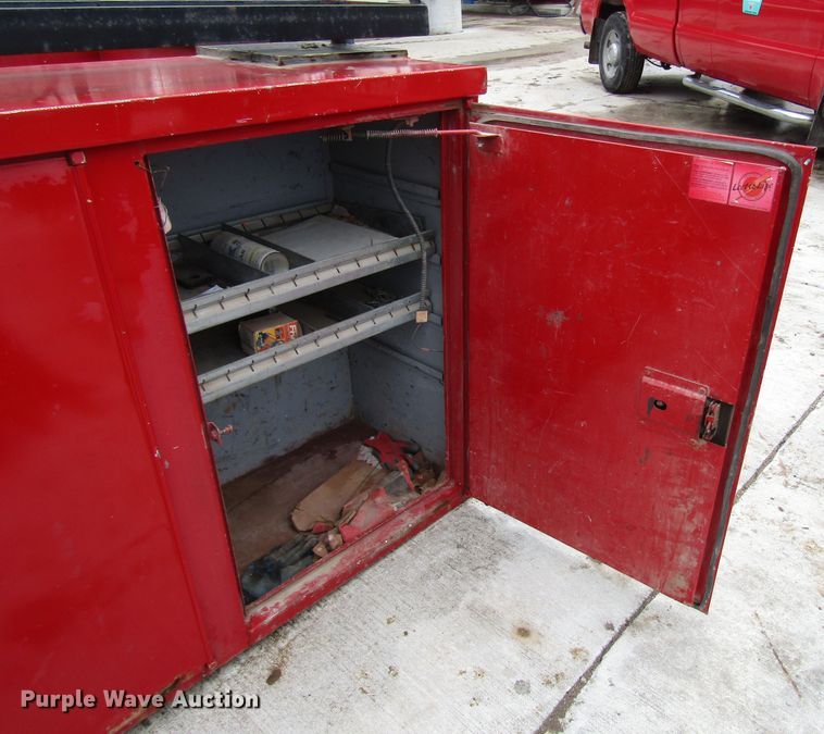 image for item DH8396 Reading U132ABDW-Y utility bed