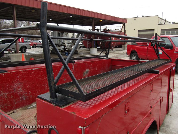 image for item DH8396 Reading U132ABDW-Y utility bed