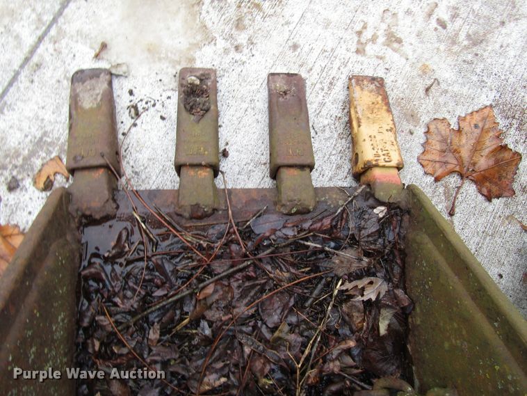 image for item DH8399 (2) backhoe buckets