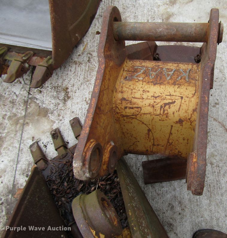 image for item DH8399 (2) backhoe buckets