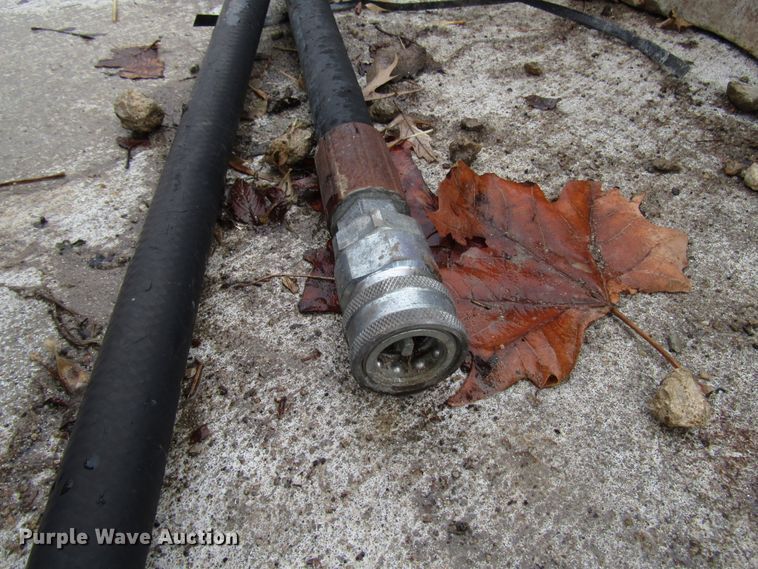 image for item DH8400 Backhoe breaker