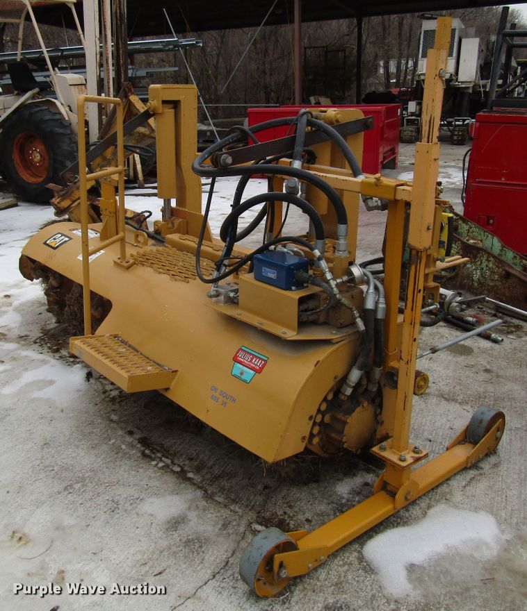 image for item DH8401 Huron 82SST skid steer trimmer