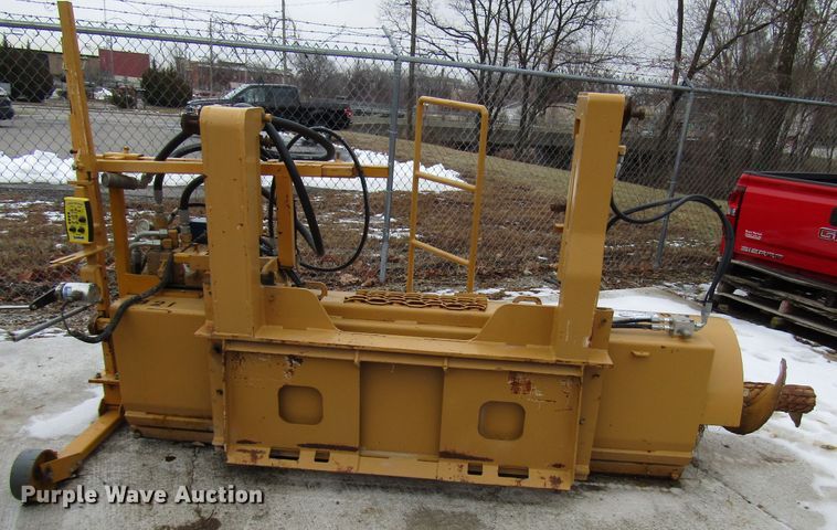 image for item DH8401 Huron 82SST skid steer trimmer