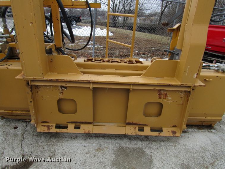 image for item DH8401 Huron 82SST skid steer trimmer