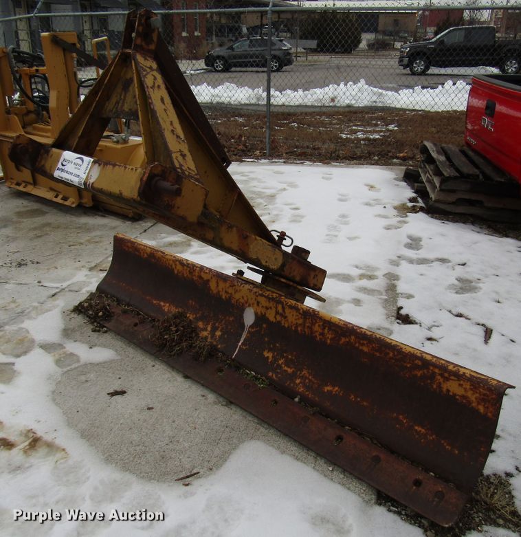 image for item DH8402 Southeast 84"W blade