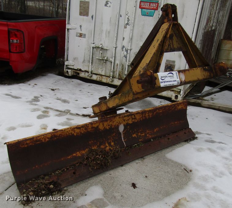 image for item DH8402 Southeast 84"W blade