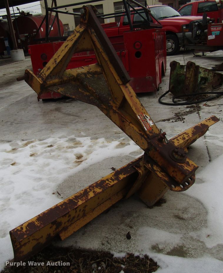 image for item DH8402 Southeast 84"W blade