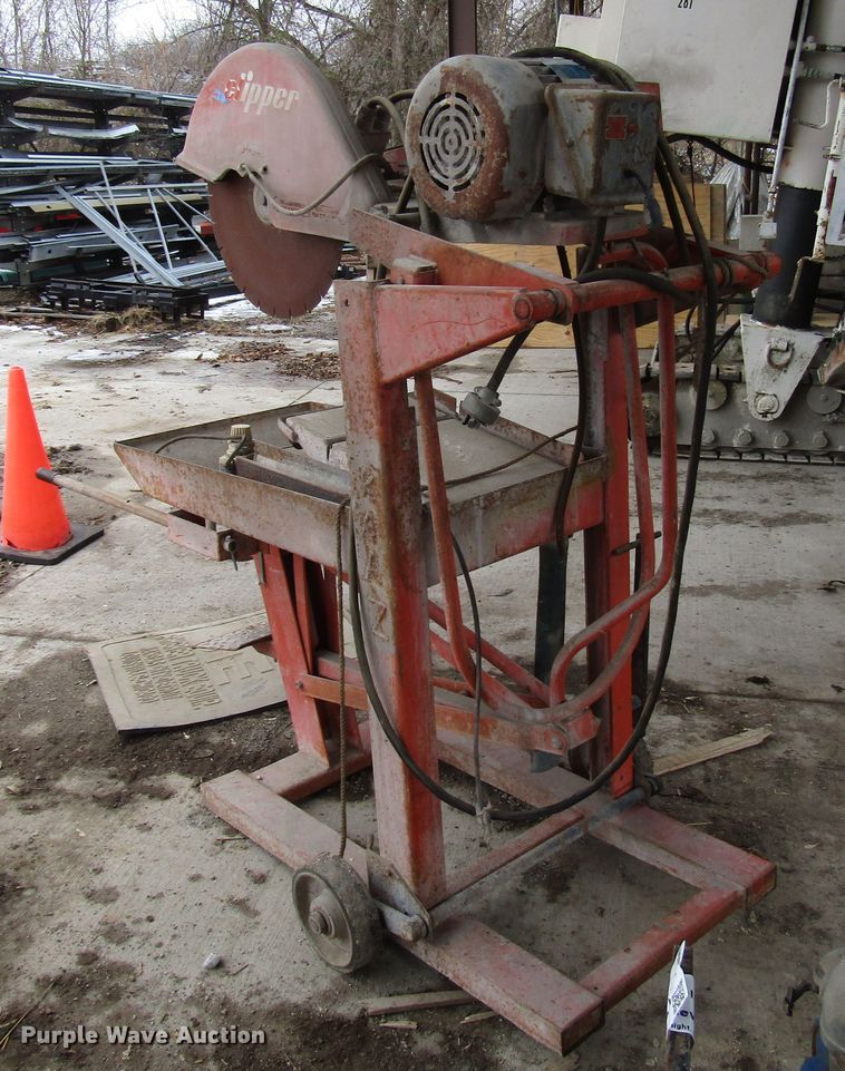 image for item DH8404 Tools