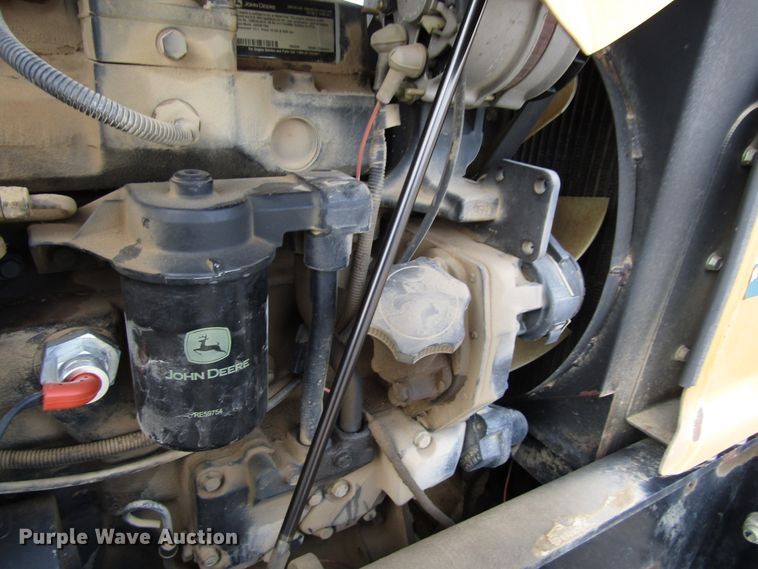 image for item DH8435 2002 Vermeer RT850 trencher