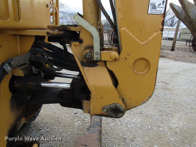 image for item DH8435 2002 Vermeer RT850 trencher