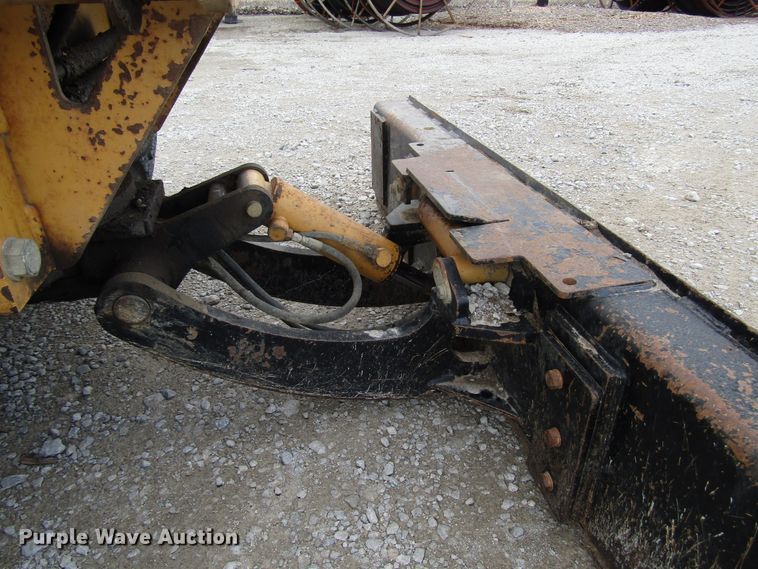 image for item DH8435 2002 Vermeer RT850 trencher