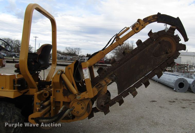 image for item DH8435 2002 Vermeer RT850 trencher