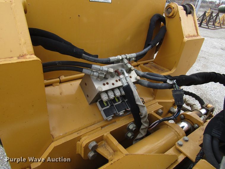 image for item DH8435 2002 Vermeer RT850 trencher