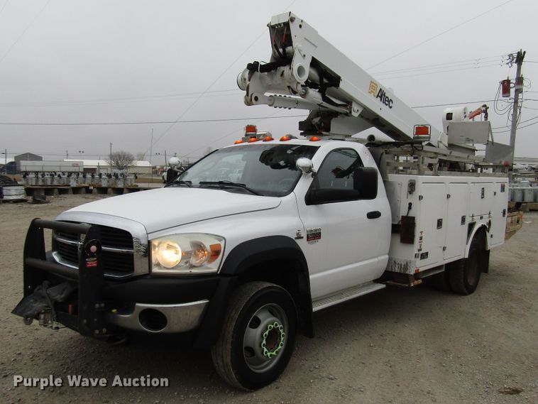 image for item DH8437 2010 Dodge Ram 5500 bucket truck