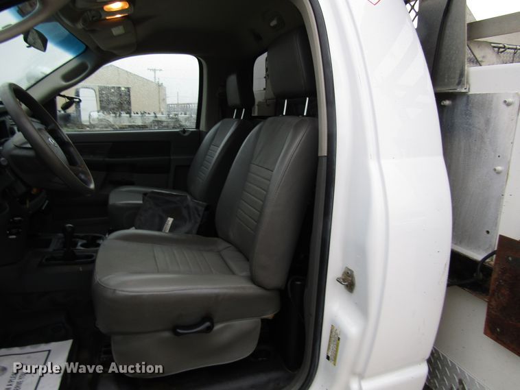 image for item DH8437 2010 Dodge Ram 5500 bucket truck