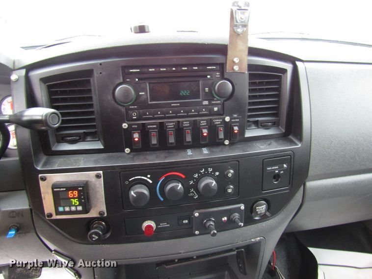 image for item DH8437 2010 Dodge Ram 5500 bucket truck