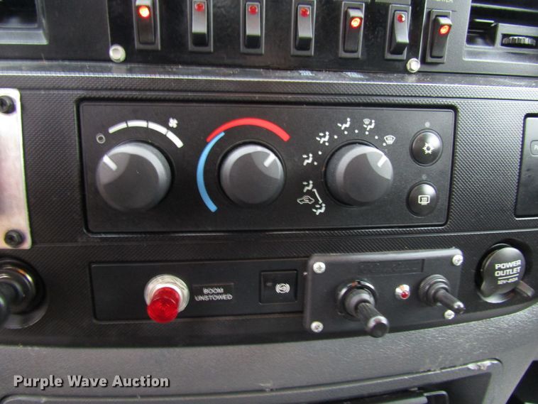 image for item DH8437 2010 Dodge Ram 5500 bucket truck