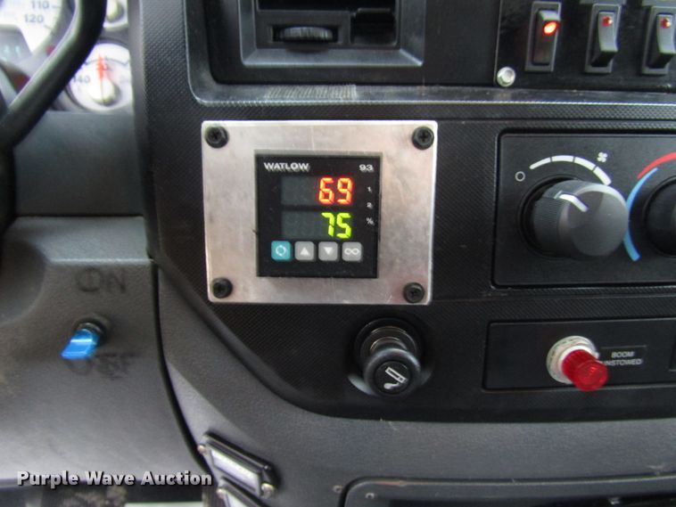 image for item DH8437 2010 Dodge Ram 5500 bucket truck