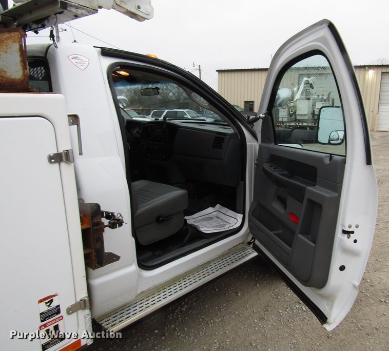 image for item DH8437 2010 Dodge Ram 5500 bucket truck