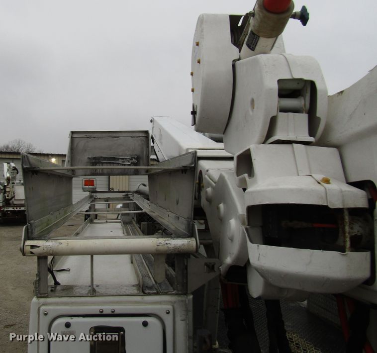 image for item DH8437 2010 Dodge Ram 5500 bucket truck