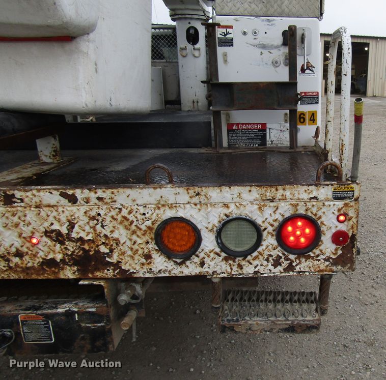 image for item DH8437 2010 Dodge Ram 5500 bucket truck