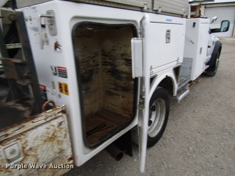 image for item DH8437 2010 Dodge Ram 5500 bucket truck