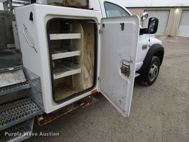image for item DH8437 2010 Dodge Ram 5500 bucket truck