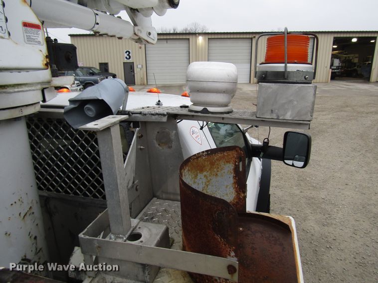 image for item DH8437 2010 Dodge Ram 5500 bucket truck