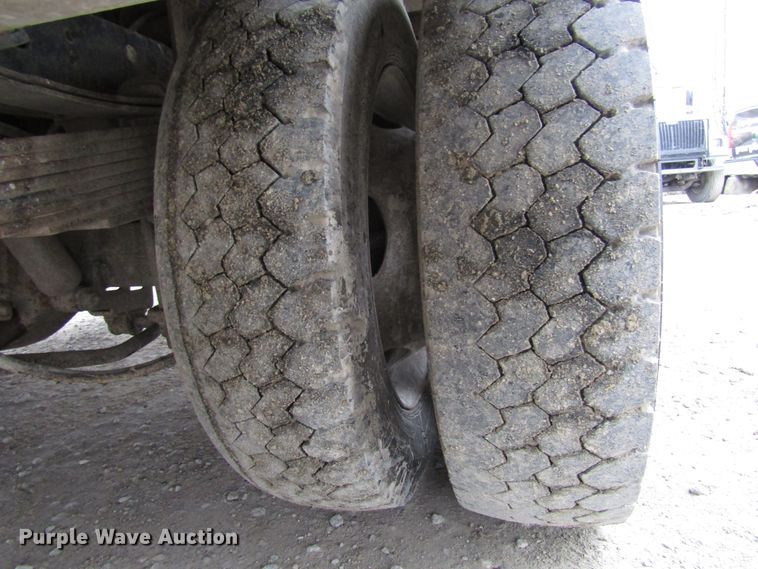 image for item DH8437 2010 Dodge Ram 5500 bucket truck