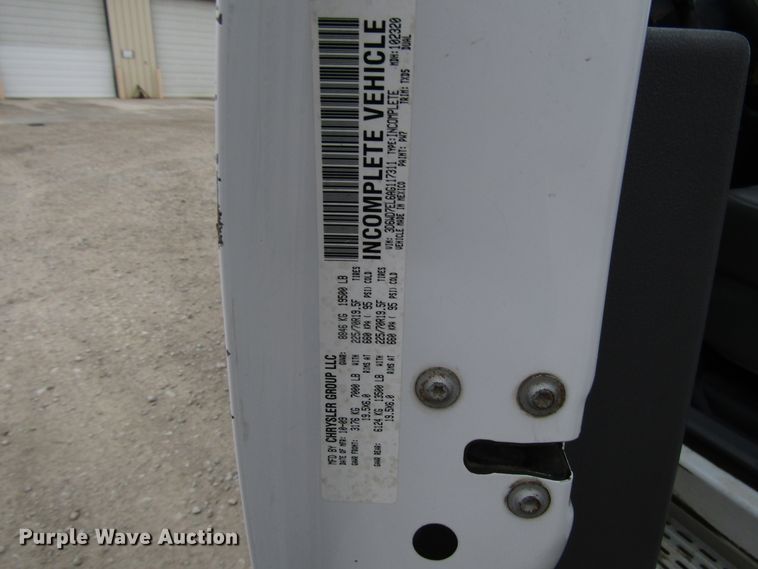 image for item DH8437 2010 Dodge Ram 5500 bucket truck